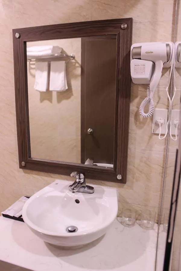 Gold Oceanus Nha Trang Aparthotel 2*,  Vietnam
